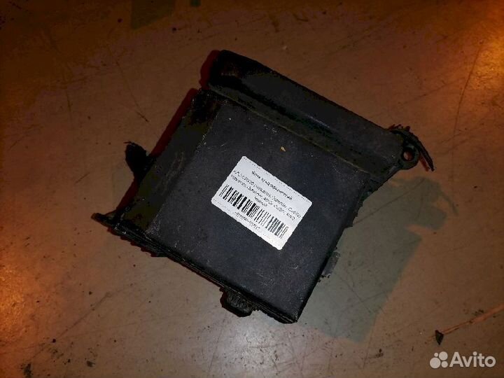 Блок предохранителей MN177250 Mitsubishi Outlander