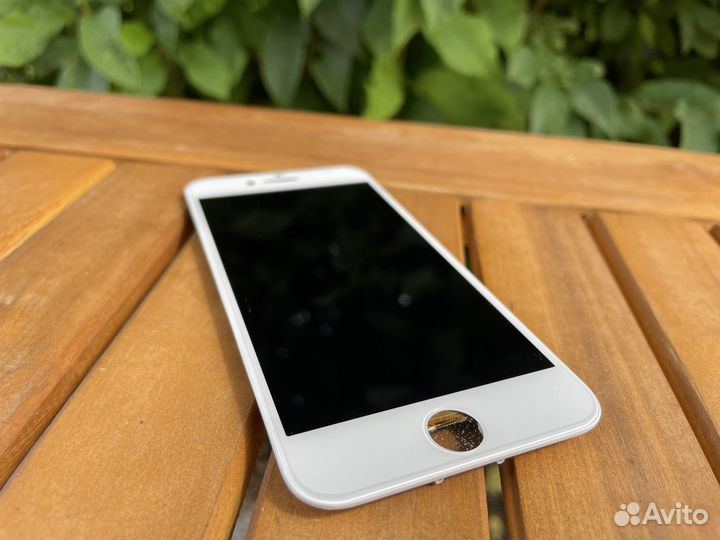 Дисплей iPhone 8 (белый)