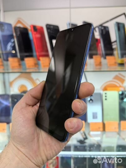 Samsung Galaxy A50, 4/64 ГБ