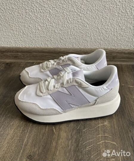 Кроссовки New Balance 237 новые оригинал US 7