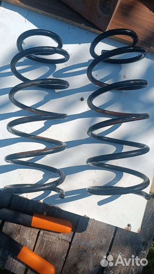 Пружина передняя и задние киа рио 3 оригинал