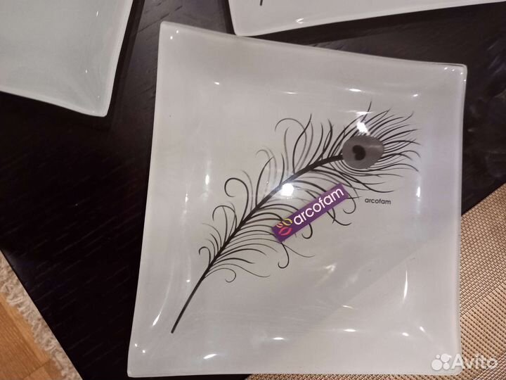 Разделочные доски в подставке.Тарелочки.Мельницы