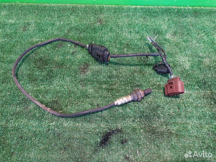 Датчик кислородный верхний Skoda Fabia 5J 2010