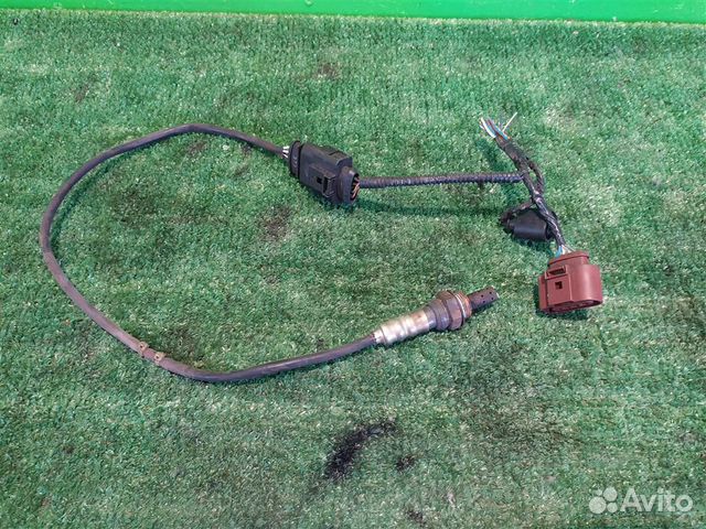 Датчик кислородный верхний Skoda Fabia 5J 2010