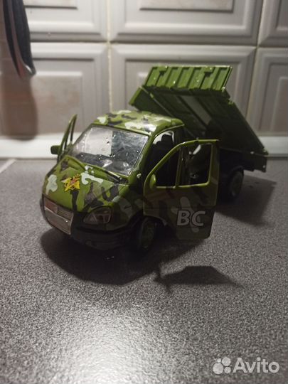 Модели автомобилей 1 24