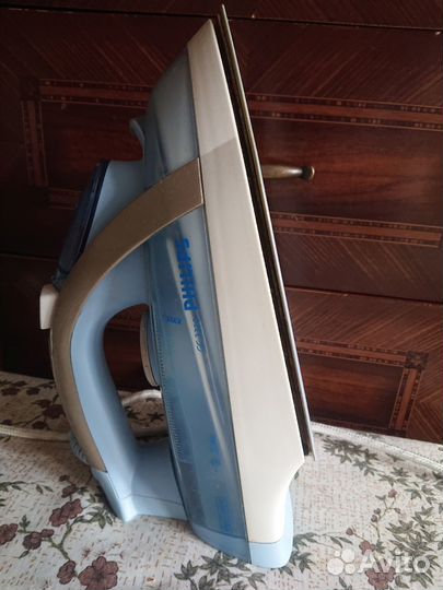 Утюг Philips GC3320