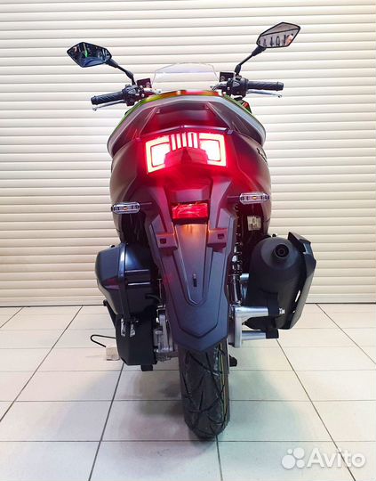 Скутер Vento VMC PCX (200)