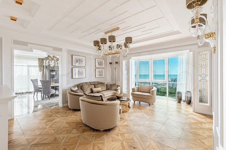 3-к. квартира, 192,5 м², 8/16 эт.