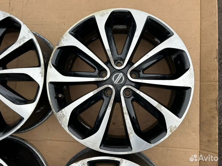 Диски литые оригинальные R18 Nissan