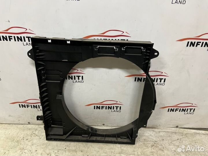 Диффузор радиатора Infiniti Qx80/Qx56 Z62