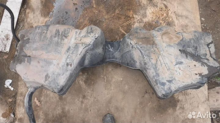 Бак топливный BMW 5-Series (E39) 1996-2003