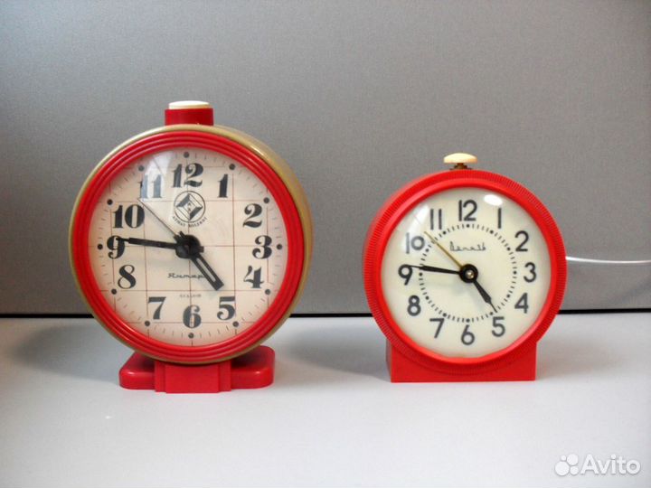 Часы будильники механические и эл.механические