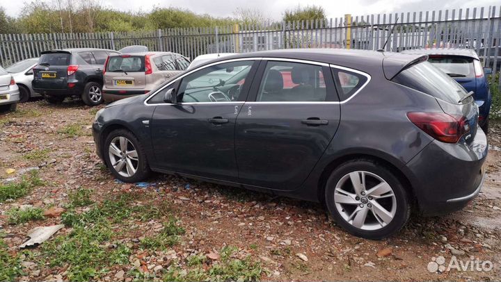 Запчасти Опель Астра J 2013 механика разбор