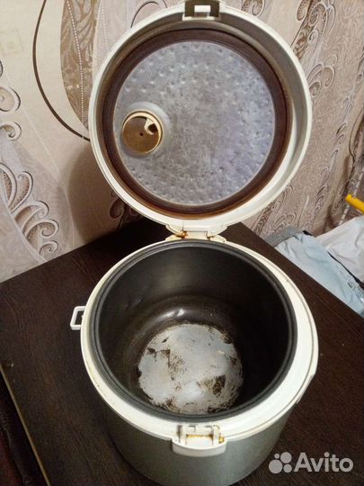 Мультиварка redmond