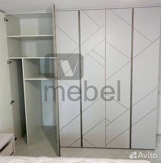 Шкафчик для ванной