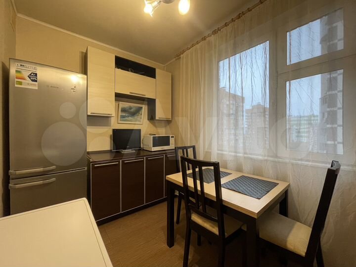 1-к. квартира, 40 м², 9/16 эт.