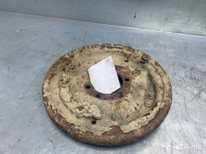 Щит опорный задний левый Audi 80/90 B4 1992-1995