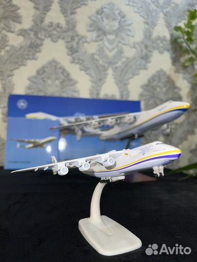 Модель самолета AN-225 Мрия 1:400