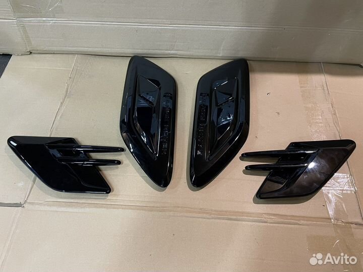 Молдинги на Range Rover Sport 2 L494