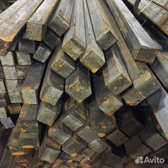 Квадрат стальной