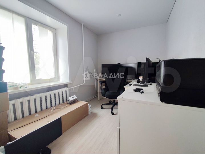 4-к. квартира, 62,4 м², 2/5 эт.