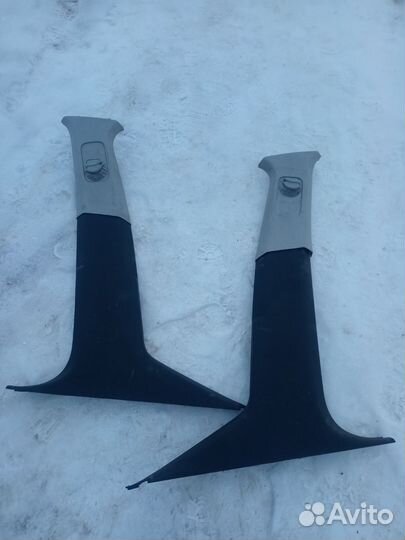 Накладка центральной стойки Peugeot 408