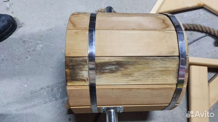 Кадка деревянная