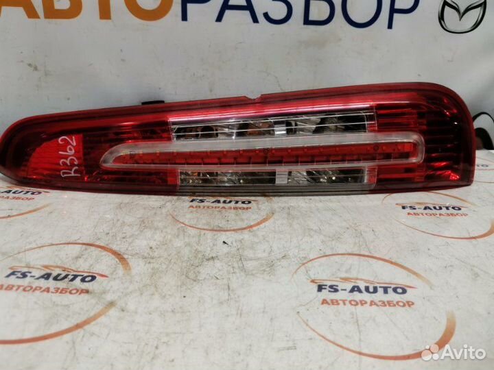 Фонарь задний правый Ford C-Max 1.8 qqdb 2008