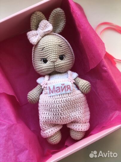 Вязаный заяц зайчик вязанный