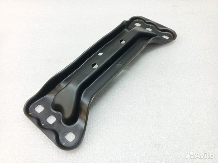 Кронштейн кпп Mercedes-Benz E-Class W211 M112 2004