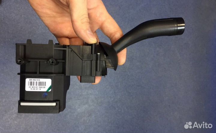 Переключатель поворота Touareg 2003-09