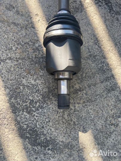 Передний правый привод Митсубиси