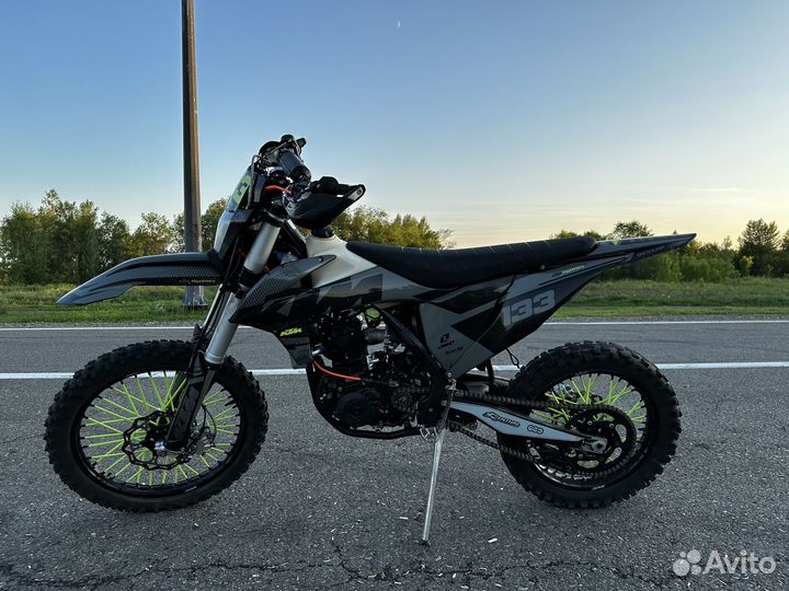 Avantis 300 PRO EFI