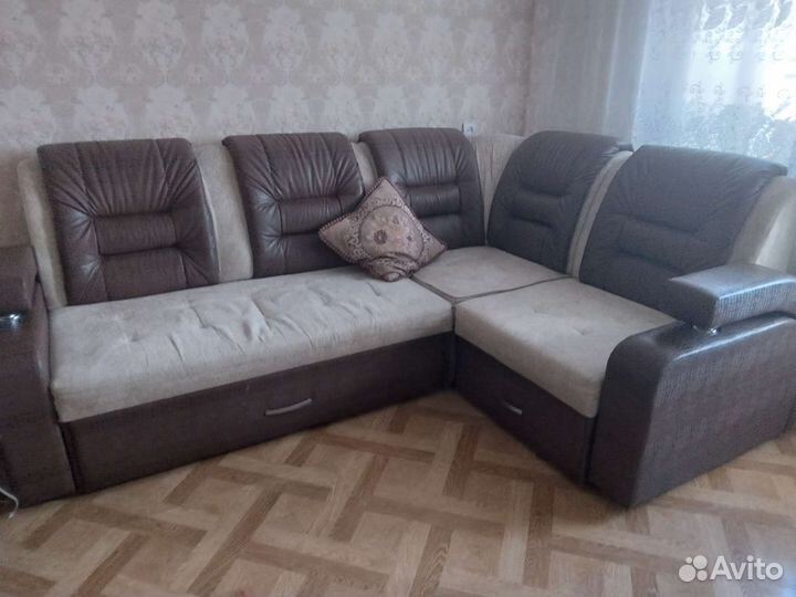 Угловой диван