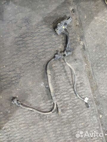 Плюсовая клема Kia Cerato 3 Yd