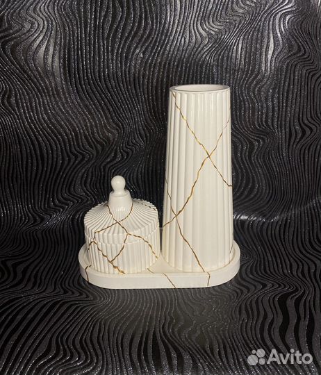 Ваза из гипса для сухоцветов