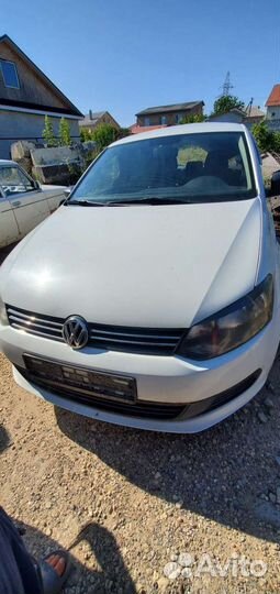 Volkswagen polo седан 1.6 на разбор