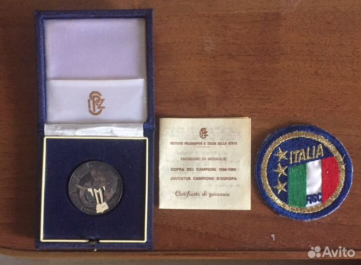 Сувенир на футбольную тематику