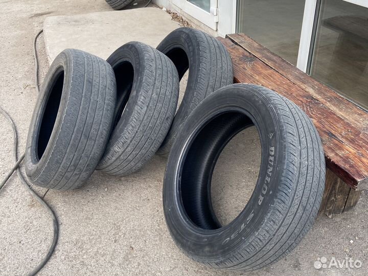 Dunlop Grandtrek ST30 235/55 R18