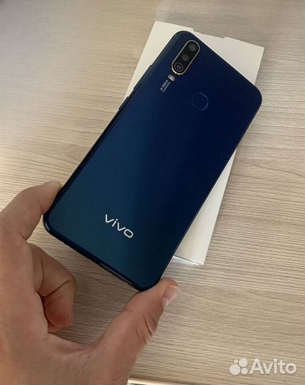 Телефон vivo y12