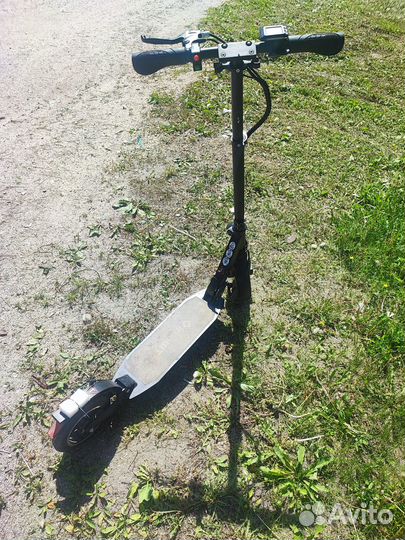 Электросамокат iconbit