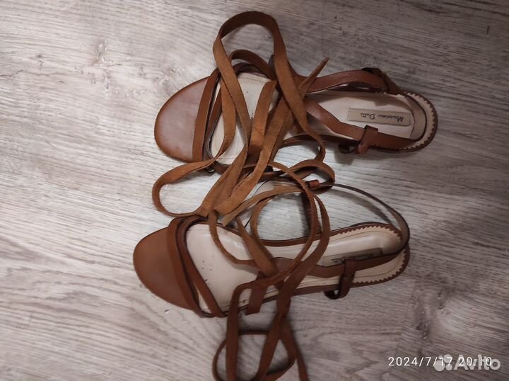 Сандалии massimo dutti