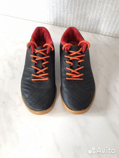 Бутсы кроссовки футзалки 32