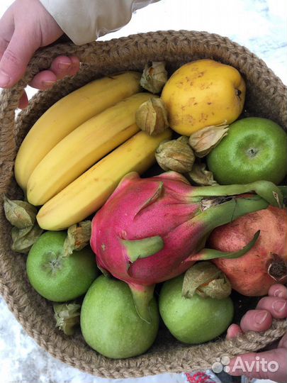 Поднос,корзина для фруктов