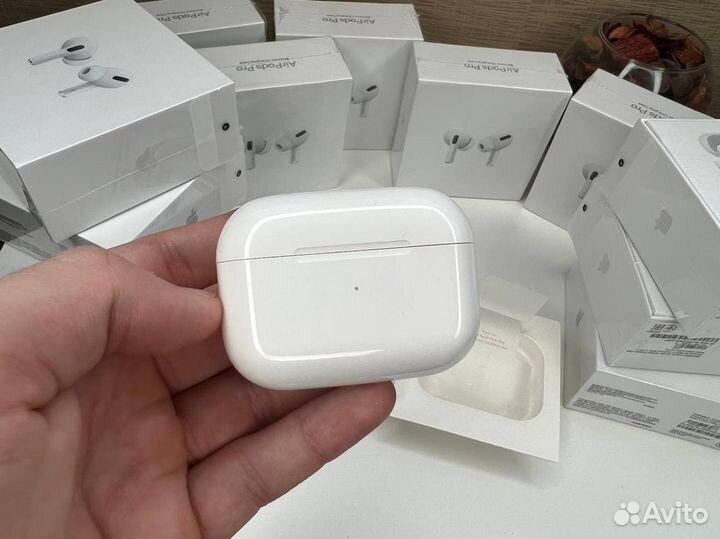 Airpods Pro с шумоподавлением