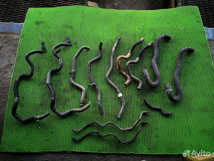 Трубка охлаждения на Renault Logan II 2014-н.в