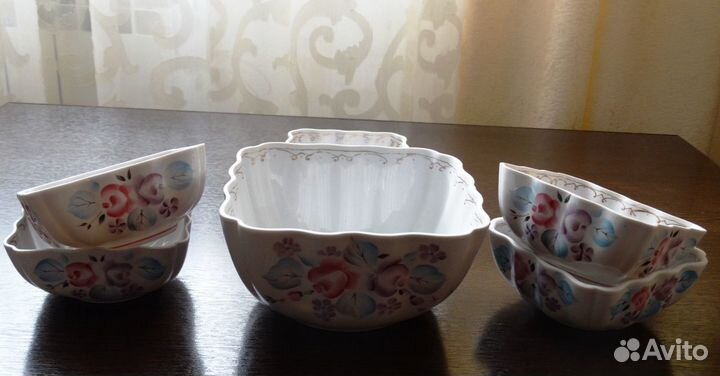 Комплект салатников 7 штук, Сысерть, 80-е