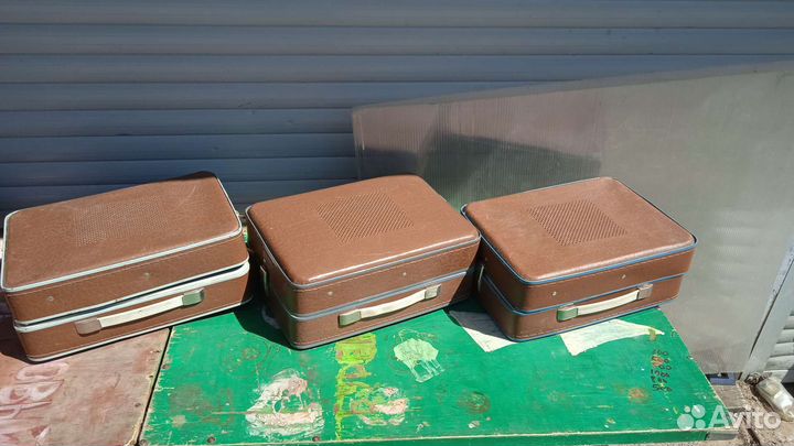 Проигрыватель винила юность времён СССР