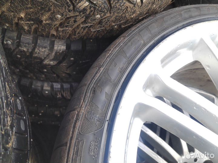 Habilead Headking S2000 235/35 R19