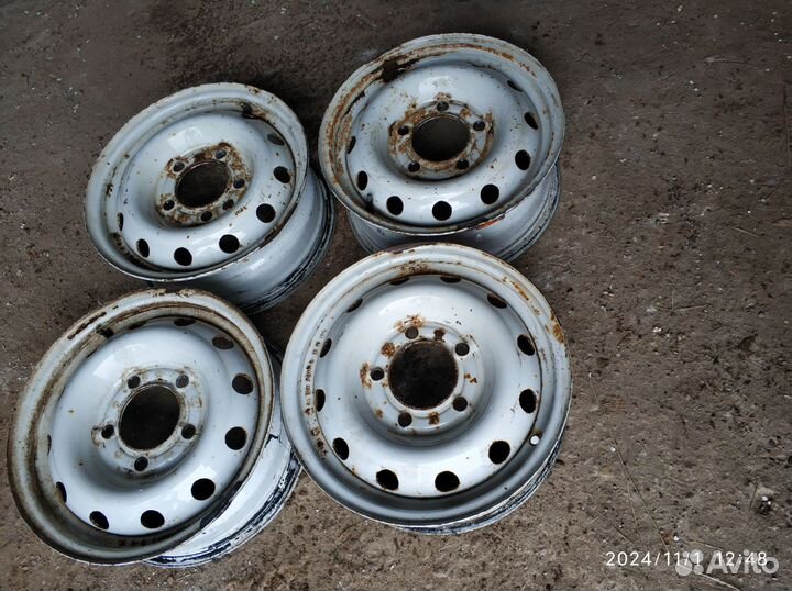 Колеса зимние на ниву, диски